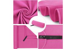 China Durable Fade Resistant Premium Microfiber Cloth With Hanging Loop supplier