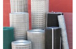 China Galvanized Bird Cage Electro Welded Iron Wire Mesh Multifunctional supplier