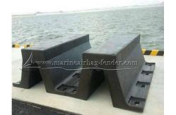 China Natural Rubber Dock Fender / Arch Rubber Fender For Wharf And Bumper supplier