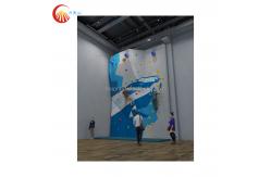 China Easy To Install Indoor Climbing Wall Anti Weather For Communities University supplier