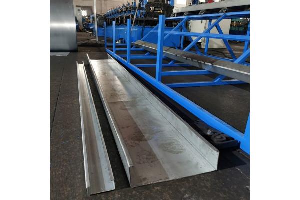 11kw U/C&Z Purlin Forming Machine For Cr12 Tile Rolling