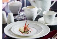 China Nestable ODM 18pcs Hotel Ceramic Dinnerware Sets supplier