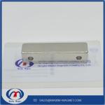 China N52 Super Long Rectangular Neodymium Countersunk Bar Magnet for sale
