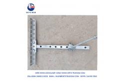 China 15kN Cross Arm With 11 Holes For Drop Anchoring & Suspension Applications supplier