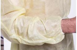 China Anti Dust Disposable Isolation Gowns Eliminates Cross Contamination Size S-3xl supplier