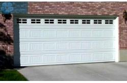 China PU Foaming Galvanized Steel Overhead Garage Door IP55 With Windows supplier