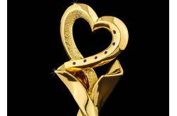 China Personalized Resin Trophy Cup , Epoxy Resin Material Trophies And Awards supplier