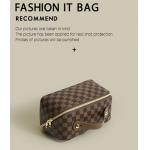 High Grade Fabrics Cosmetic Bags Size Customized for sale