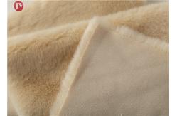 China Imitation Rabbit Plush Faux Fur Fabric Soild Pattern 100% Polyester Back supplier