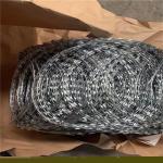 Anti Climbing 50cm Coiled Razor Wire Bto 22 Razor Wire High Strength for sale