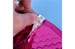 China 200 Micron Holographic Poly Bubble Mailers Glossy Lamination supplier