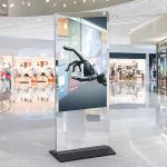 Standing Base Mirror 800cd/M2 Bank Digital Signage For Information Announcement for sale
