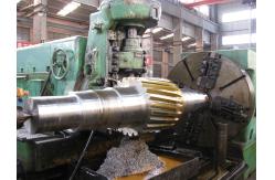 China Right Angle Main Drive Helical Gear Shaft 18 Degree 14 Module supplier