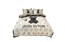 China Diagonal Printing Luxury Violent Bear Bed Sheet Set Customized Designer Bedding Set supplier