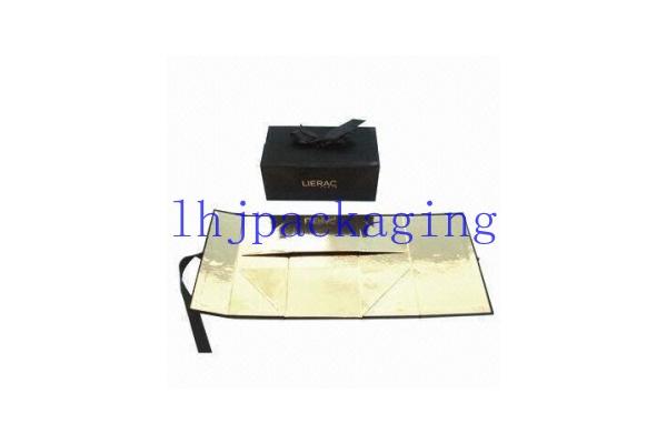 folding  gift   box
