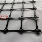 40x40mm PP Coated Geogrid Plastic Wire Mesh Biaxial Soil Reinforcement