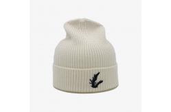 China Custom Cuff Cap Embroidery Cute  Plain  Winter Hats Knitted Warm Beanie Hats supplier