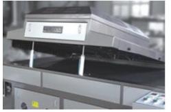 China PLC Controlled Ultraviolet Light Curing Machine Effective Solidify Width 850mm supplier