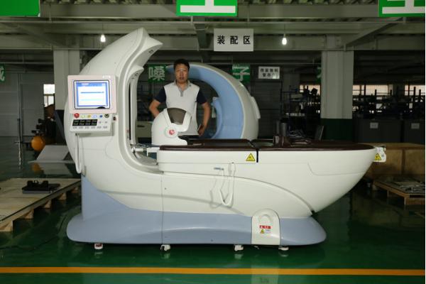 Alien Capsule Non Surgical Spinal Decompression Machine Hydraulic Drive