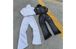 China Customized Logo Mens Acid Wash Tracksuit  Zip Up Retro Jogging Suits Loose Fit supplier