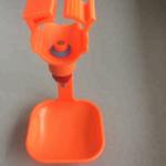 Orange Chicken Watering System Low Pressure Automatic Poultry Watering System