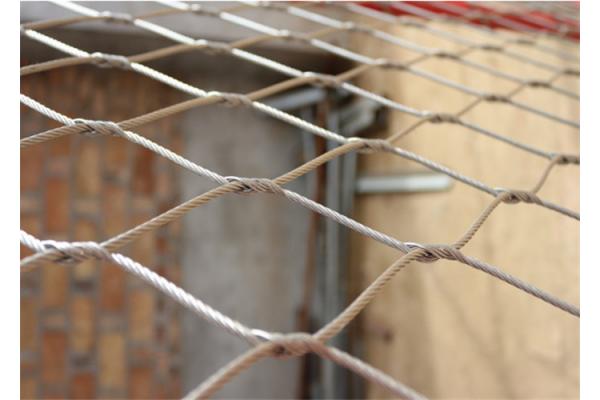 Lightweight Stainless Steel Diamond Wire Mesh Environmental Protection