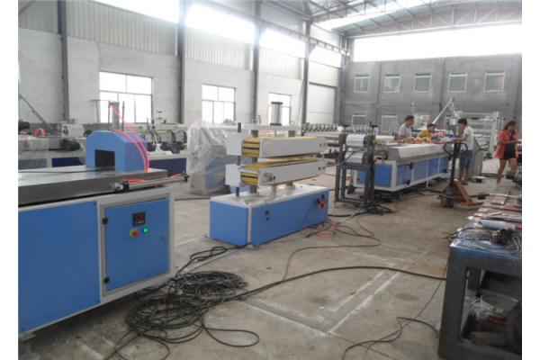 380V PVC Window Profile Extrusion Machine Double Screw PVC Profile Extruder