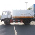 6CBM 4x2 Dongfeng Compressed Garbage Truck Manual Transmission Compactor Trash Truck