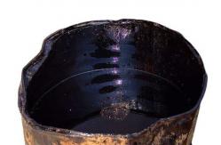 China Lasting Adhesion Asphalt Road Construction , 99.53% Solubility Bitumen Raw Materials supplier