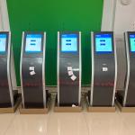 BENSHI Queue Management Kiosk Free Software Queuing Ticket Dispenser For Hospital / Bank