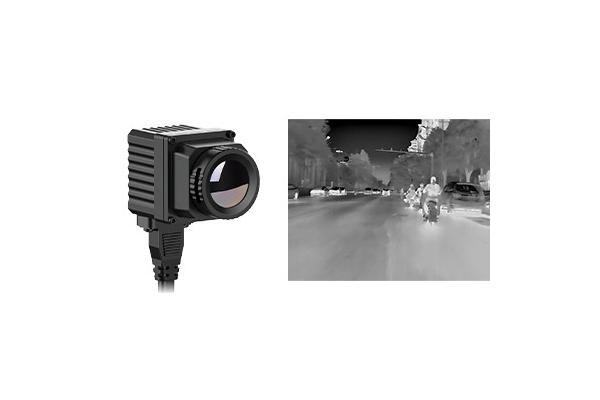 Vehicle Mounted Thermal Camera with 384x288 17μm Uncooled IR Detector