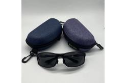 China Vogue Leisure Plastic Eva Eyewear Case Hook Snowflake Fabric Eva Eyeglasses Case supplier