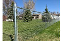 China Anti Aging 9 Gauge Galvanized Chain Link Fence Diamond Hole 3D Modeling supplier