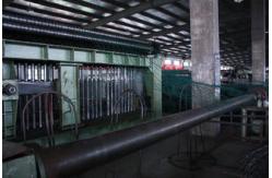 China 3 Cross  Galvanized Iron Gabion Making Machine With Big Worm Gear Case supplier