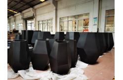 China Geometric Metal Planter Pots Weatherproof In Black Gold And Silver supplier