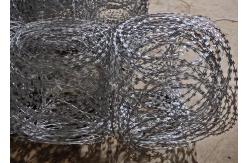 China 800mm Diameter Concertina Razor Wire Flat Wrap Bto-20 supplier