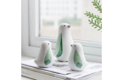 China Beautiful Ceramic Bird Glazed For Home Decoration Customize Nontoxic supplier