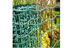 China 3 X 3 Pvc Coated Hdg Welded Iron Wire Mesh For Fencing supplier