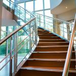 Rust-Proof Stainless Steel Handrails with Round Plate Cover for Glass Balustrades