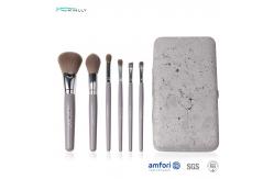 China Smudge Makeup Brushes Travel Kit With Cosmetic Box supplier