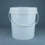 Plastic Food Grade Buckets With Snap On Lid For Storage And Transport for sale
