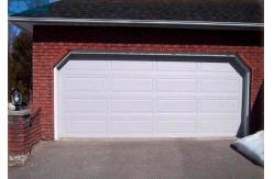 China 1000N Galvanized Steel Sectional Overhead Horizontal Sliding Garage Doors supplier