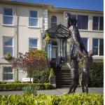 Modern Bronze Rugby Sculpture , Metal Outdoor Art Statues For Sandymount Hotel for sale