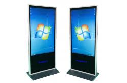 China 4000:1 4k Lcd Advertising Player Indoor Digital Signage 400cd/m2 supplier
