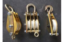 China Snatch Blocks And Wire Rope Pulley Of Power Line Construction Equipment supplier