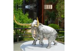 China Electrolysis Effect Stainless Steel Howling Elephant Sculpture for collection supplier