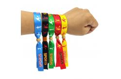 China Concert Promotion Events Fabric Woven Cloth Wristbands with Various Designs and OEM Acceptable supplier