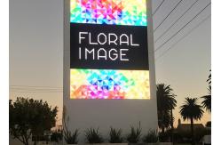 China IP65 RGB LED Billboard P4 Outdoor Waterproof 5000cd/M² Brightness High Resolution supplier