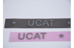 China TPU Custom Shiny Silicone Logo Screen Printed Patches For Garments supplier
