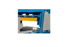 China Automatic Compression Heat Sealing Mattress Folding Machine Mattress Rolling Machine supplier